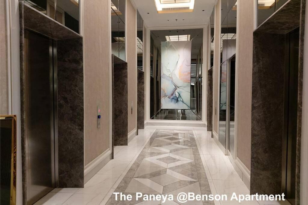 The Paneya @Benson Apartment Сурабая Экстерьер фото
